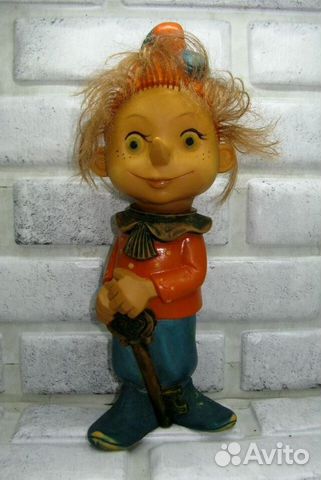 Игрушка Буратино с золотым ключиком старый резина