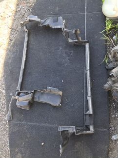 Пластик радиатора мерседес w211