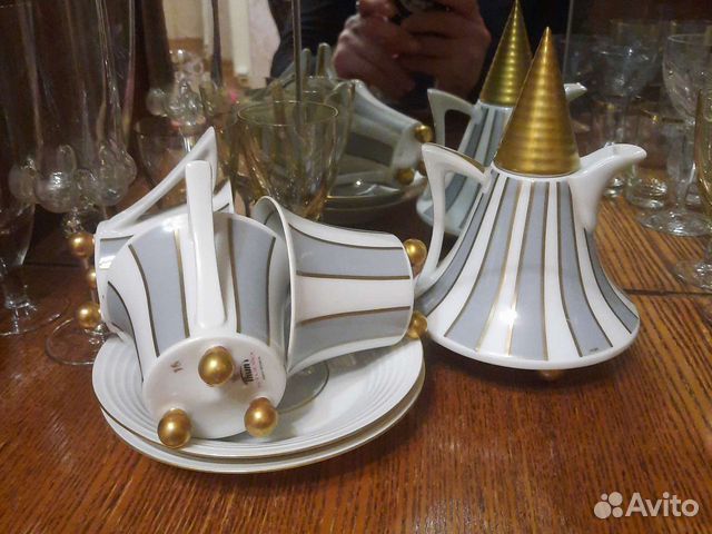 Часть сервиза Обелиск, Thun studio (Чехия )