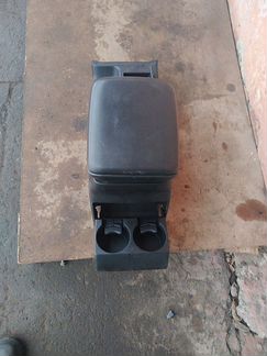 Подлокотник Suzuki Grand Vitara