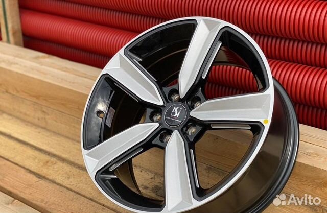 Новые диски R17 5x114.3