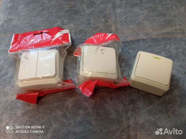 Выключатель накладной