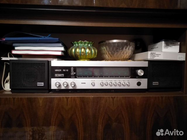 Радиоприемник с колонками