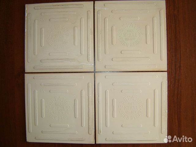 Плитки керамич. для стен новые. Болгария, 1981 год