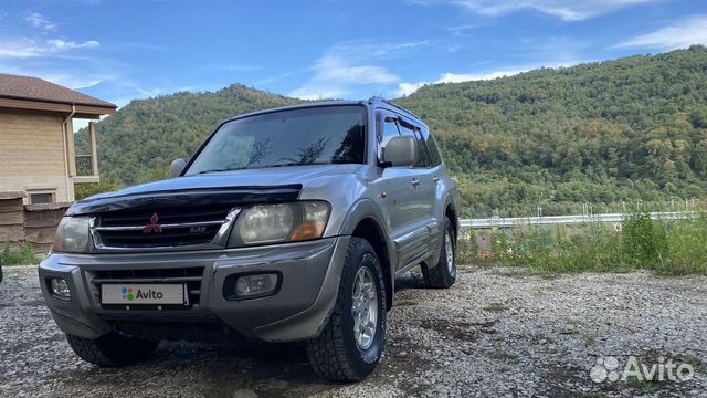 Mitsubishi Pajero 3.2 AT, 2000, 356 000 км