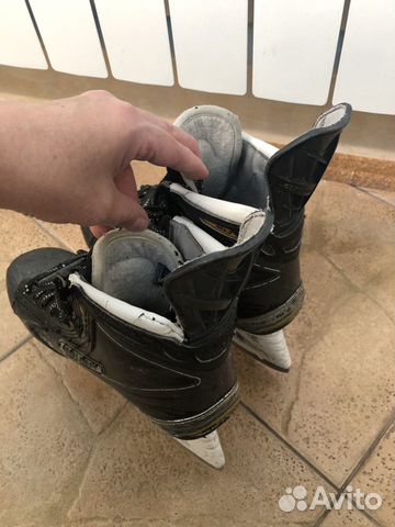 Хоккейные коньки bauer