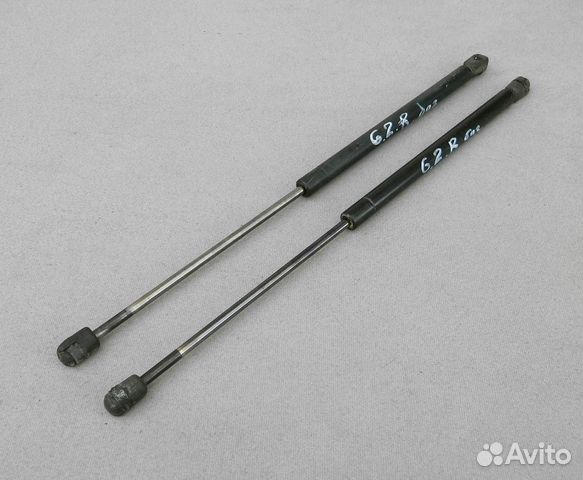 Амортизатор багажника VW Golf 2