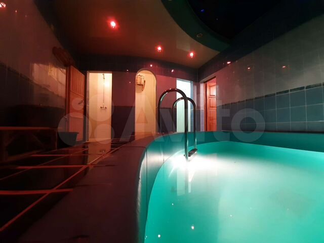 Дом 190 м² на участке 10 сот.