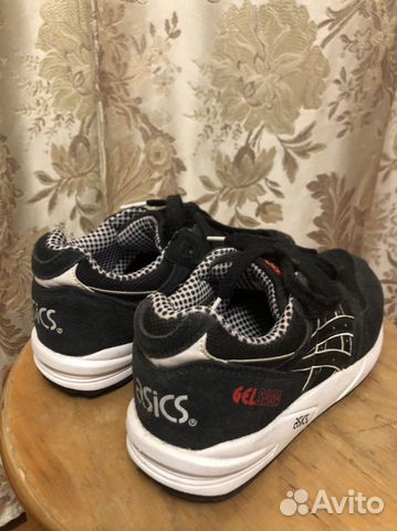 Кроссовки asics