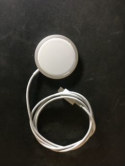 Беспроводная зарядка для iPhone