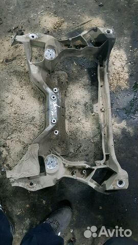 Подрамник передний Mercedes w203