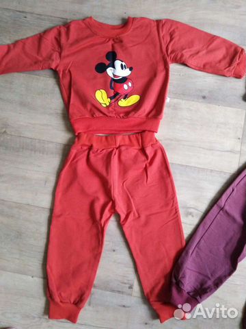 Спортивный костюм для двойни