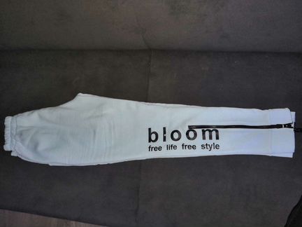 Новые Спортивные штаны. 42-44 будут идеальны. Нежн