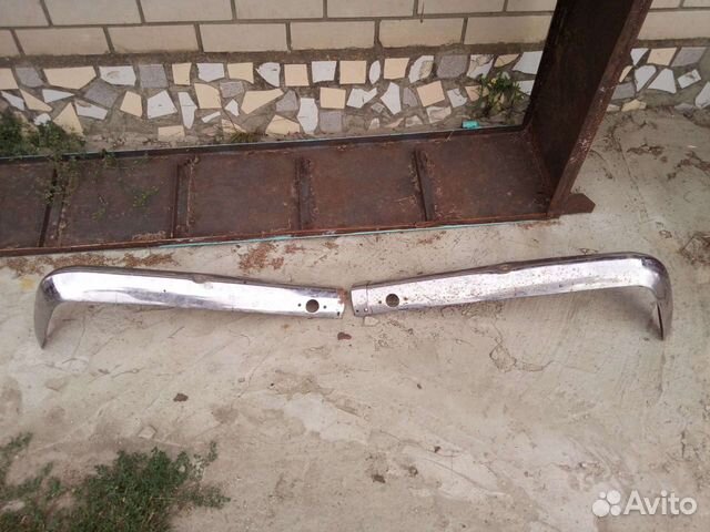 Бампер задний Nissan Np300