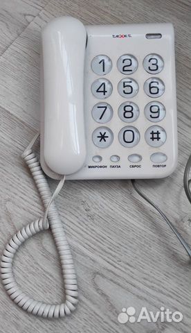 Проводной телефон