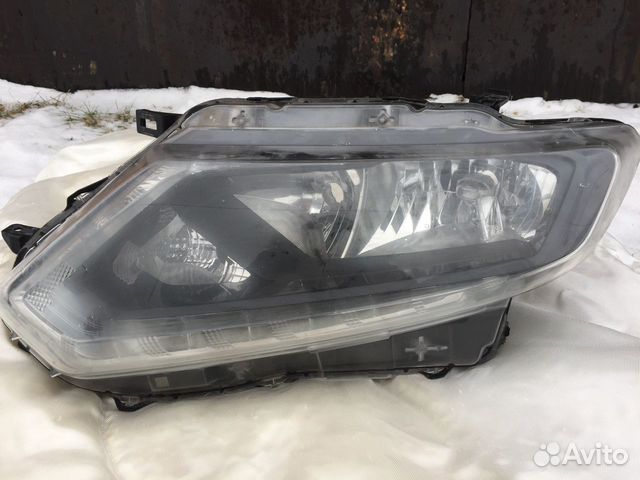 Фара левая Nissan X-Trail (T32)