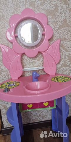 Туалетный столик