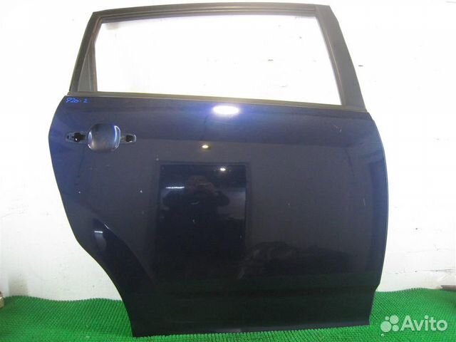 Дверь задняя правая Toyota Corolla Verso R1 2004