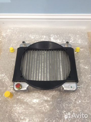 Радиатор Mercedes A2155000203 w221 c215 c216 AMG