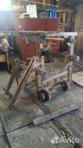 Старинный ткацкий станок