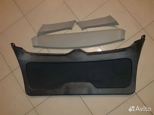 Обшивка 5-й двери Subaru Outback 2007 г.в