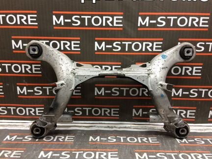 Балка поперечная (подрамник) задняя Mercedes-Benz