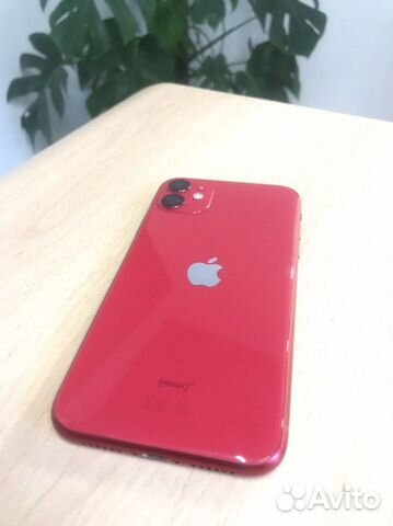 Корпус iPhone 11 красный
