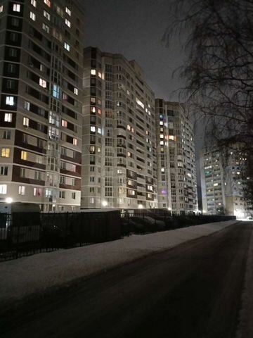 2-к. квартира, 63,5 м², 6/16 эт.