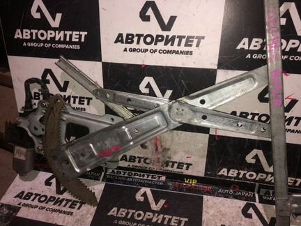 Мотор дворников передний правый Subaru Legacy BH9