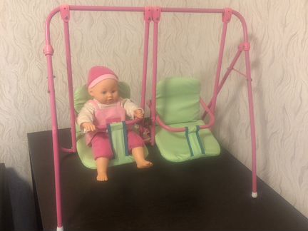 Качeли, ходунки и столик для кормления для кукол