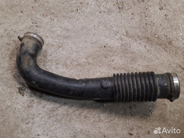 Патрубок воздушного фильтра Ford Focus