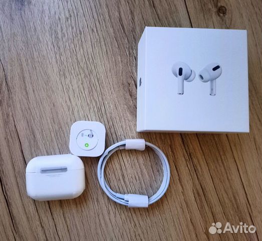 Беспроводные наушники AirPods Pro