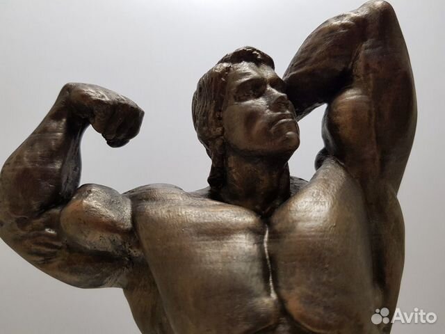 Арнольд Шварценеггер статуэтка