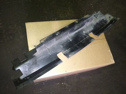 Воздуховод пыльник защита радиатора нижний Форд