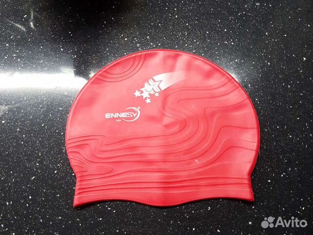 Шапочка для девочки новая