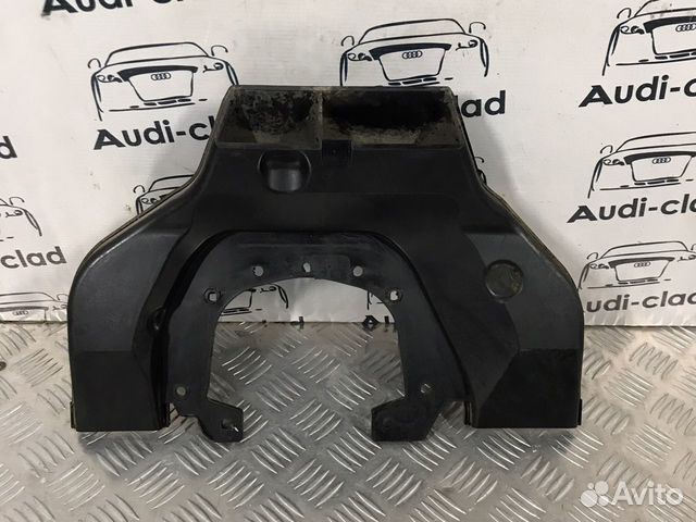 Воздуховод Audi RS5 RS4 8T0301258