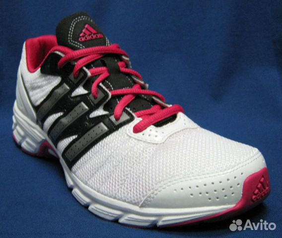 Adidas женские, оригинальные - Roadmace / D66979