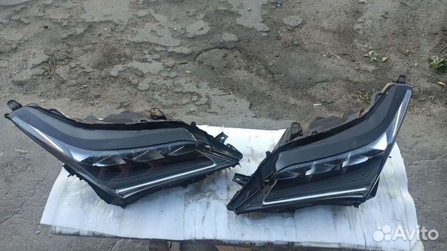 Фара левая правая Lexus RX 4