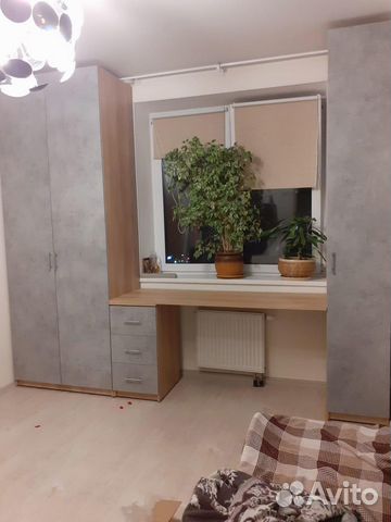 Шкаф в спальню со столом