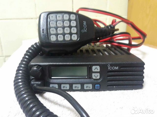 Автомобильная рация icom