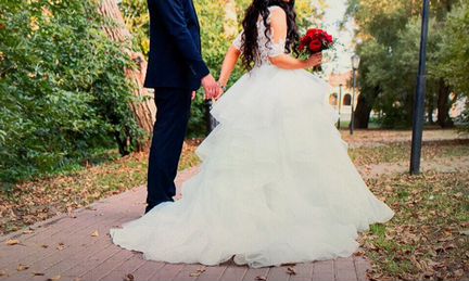 Продам счастливое свадебное платье