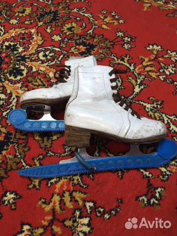 Детские коньки, р-р 32