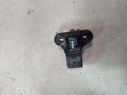 Датчик давления в коллекторе VAG