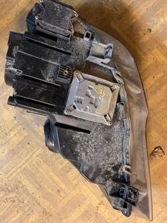 BMW X-5 E-70 2006-2013 г.в. фара передняя