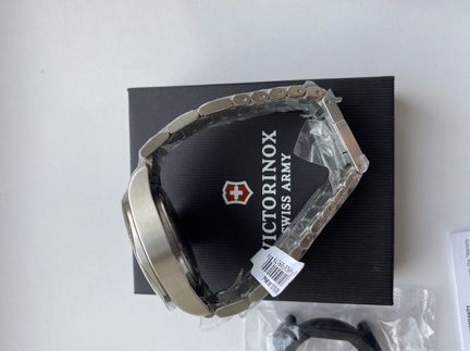 Часы Victorinox inox синие браслет новые