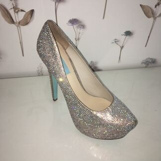 Туфли лабутены