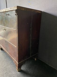 Антикварный комод