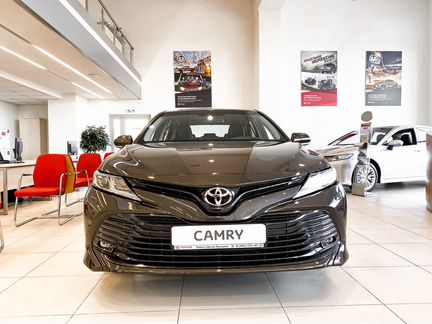 Toyota Camry 2.5 AT, 2020