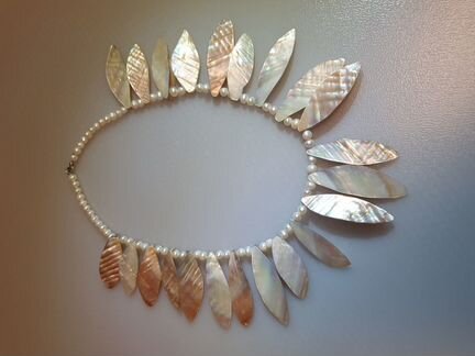 Жемчужные ожерелья