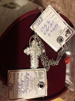 Серебрянные крестик с цепочкой